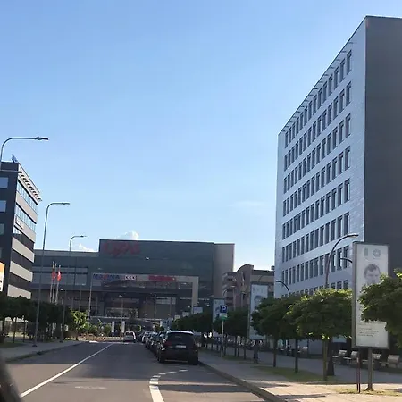 Ozas 1 And 2 Apartman
